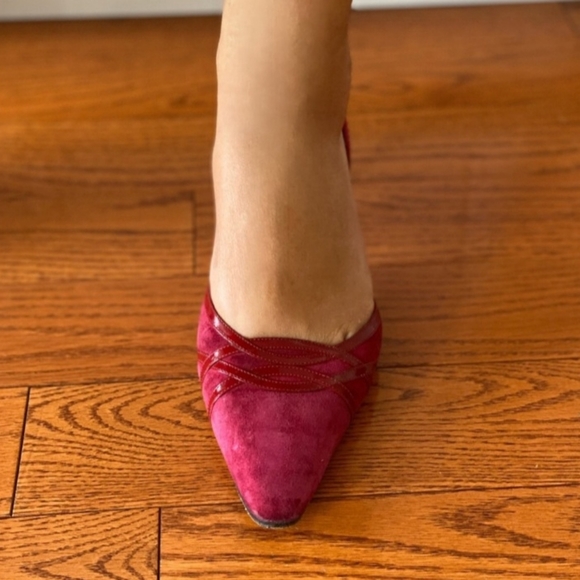 GUC Manolo Blanhik Heels Red Suede Size 10 - Picture 5 of 6